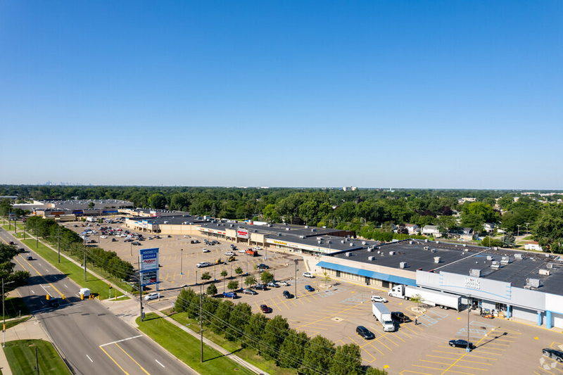 Carousel Twin Theatres - Real Estate Photos Of Plaza (newer photo)